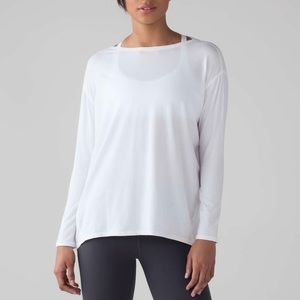 Lululemon Back in Action Long Sleeve. Colour: ‘White’.